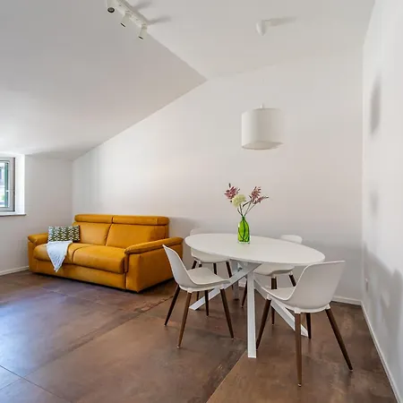 Iflat Bright Brand New 2-bedroom In Monti Apartment Rom