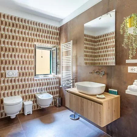 Iflat Bright Brand New 2-bedroom In Monti * Rom