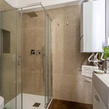 Iflat Bright Brand New 2-bedroom In Monti * Rom
